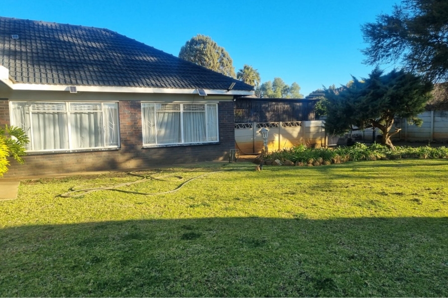 4 Bedroom Property for Sale in Meiringspark North West
